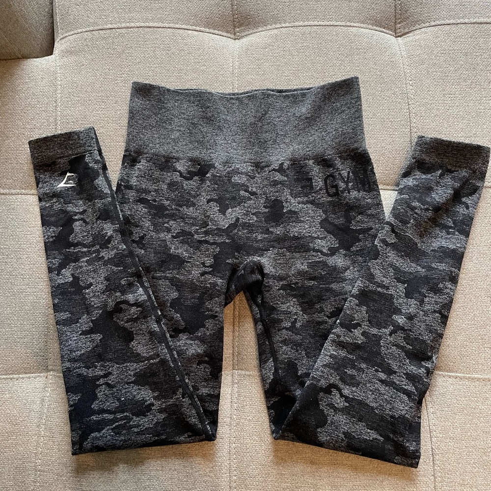 Gymshark camo scrunch leggings XS